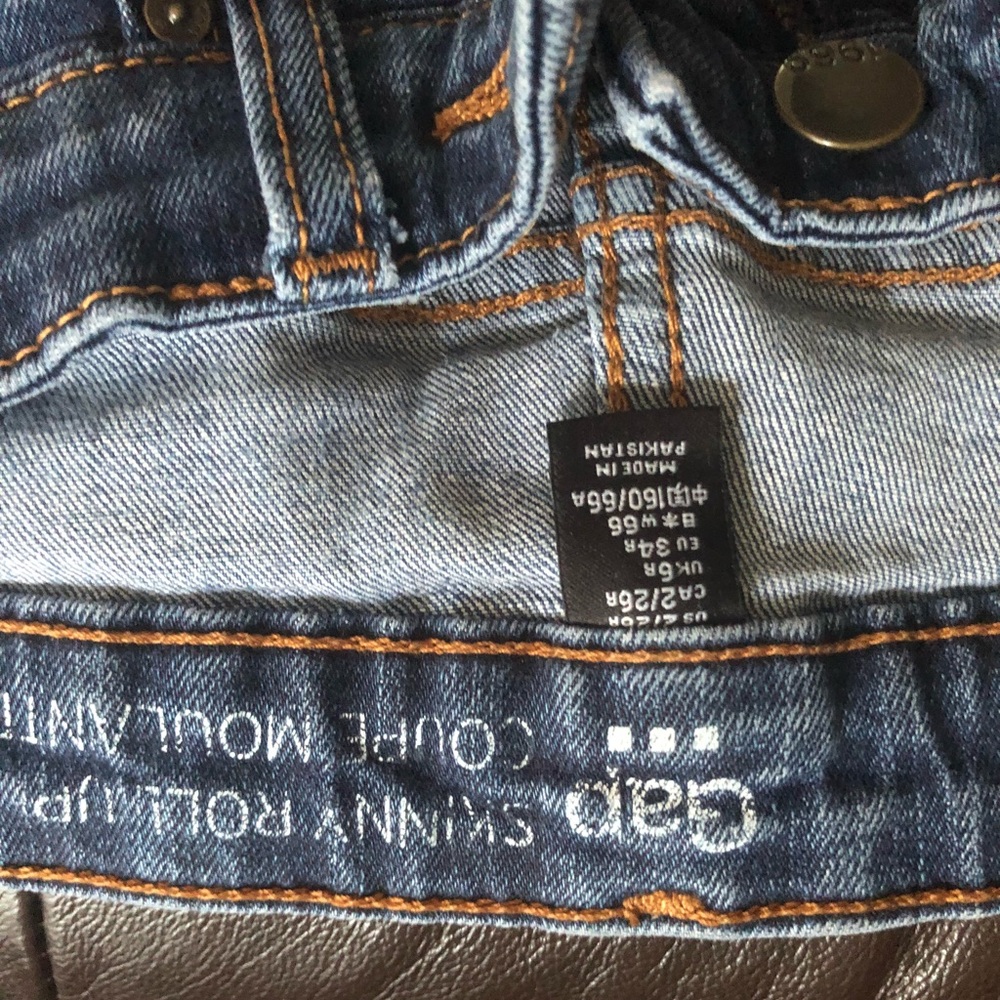 Gap skinny roll up jeans